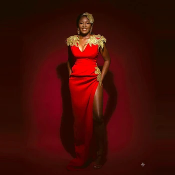 Сексуальные красные платья для выпускного вечера с V-образным вырезом, без рукавов, с золотым кружевом, с высоким разрезом, женские вечерние платья больших размеров в стиле русалки Aso Ebi для чернокожих девушек